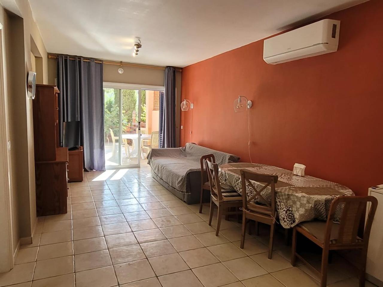 Apartament Limnaria Gardens Paphos, Near Beach Zewnętrze zdjęcie